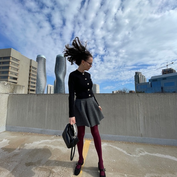 Meet your Posher, Monica - Picture 4 of 6